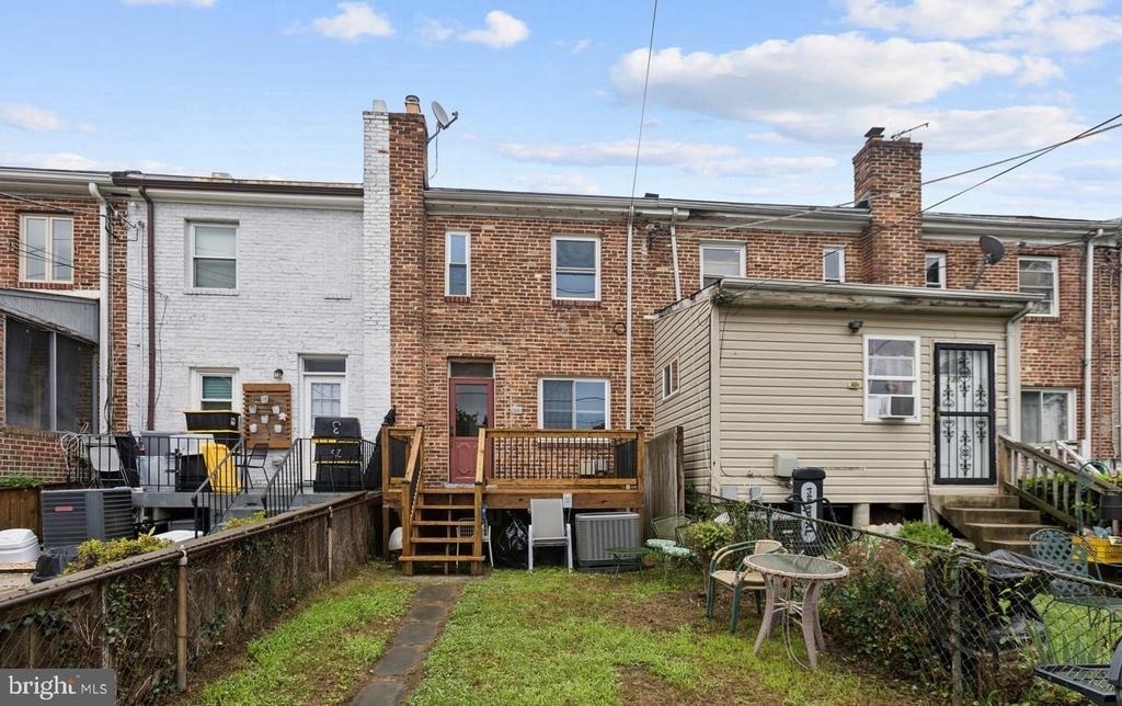 128 33rd Street Ne - Photo 28