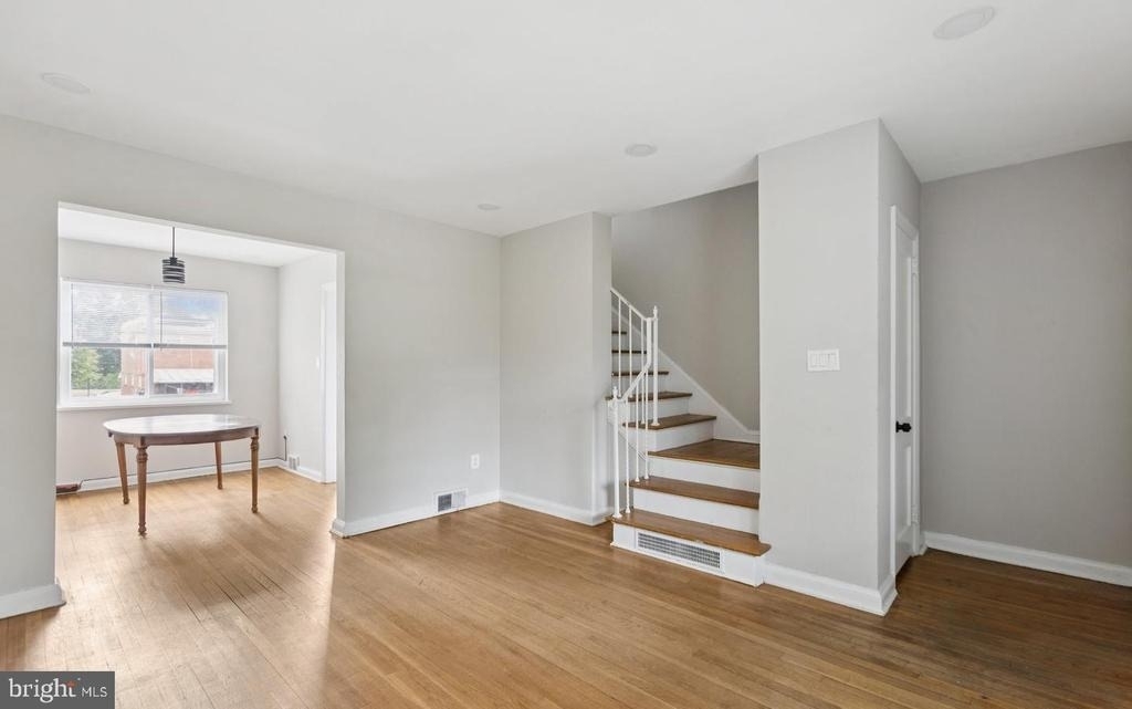 128 33rd Street Ne - Photo 10