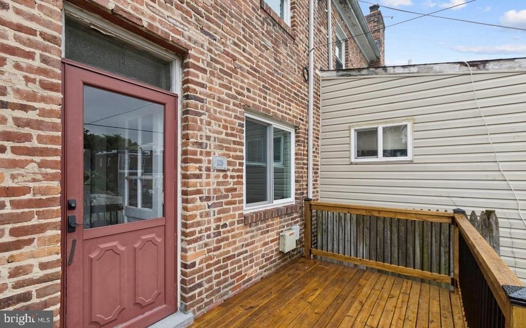 128 33rd Street Ne - Photo 26