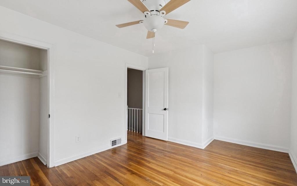 128 33rd Street Ne - Photo 17