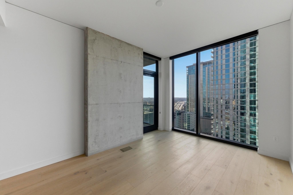 610 Davis St - Photo 3