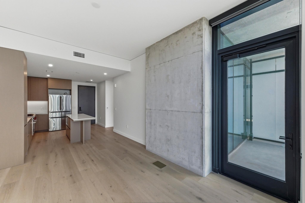 610 Davis St - Photo 5