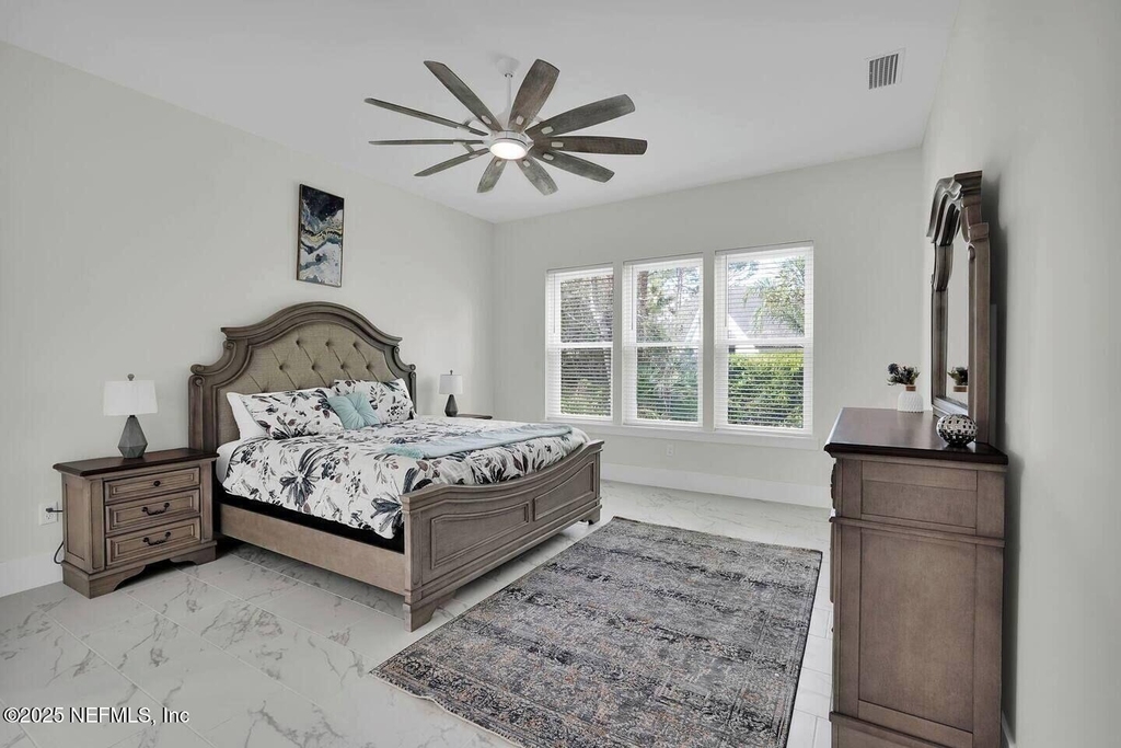 586 A1a N - Photo 13