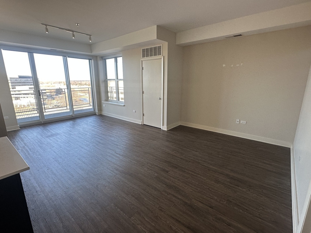 770 Skokie Boulevard - Photo 10