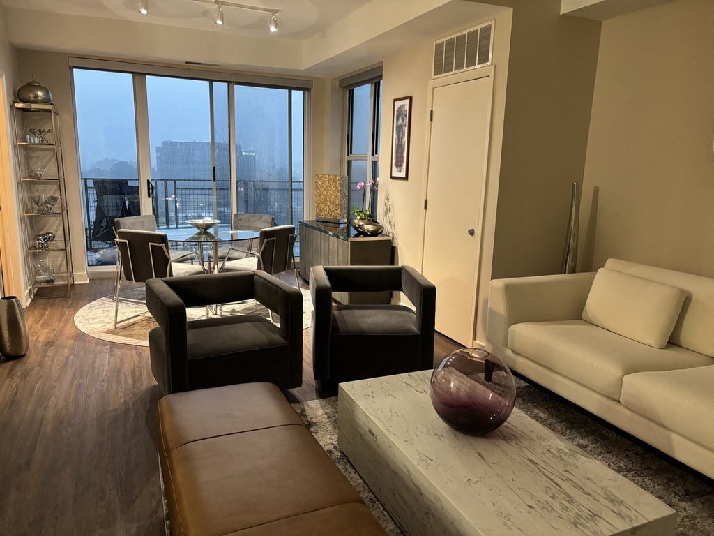 770 Skokie Boulevard - Photo 2