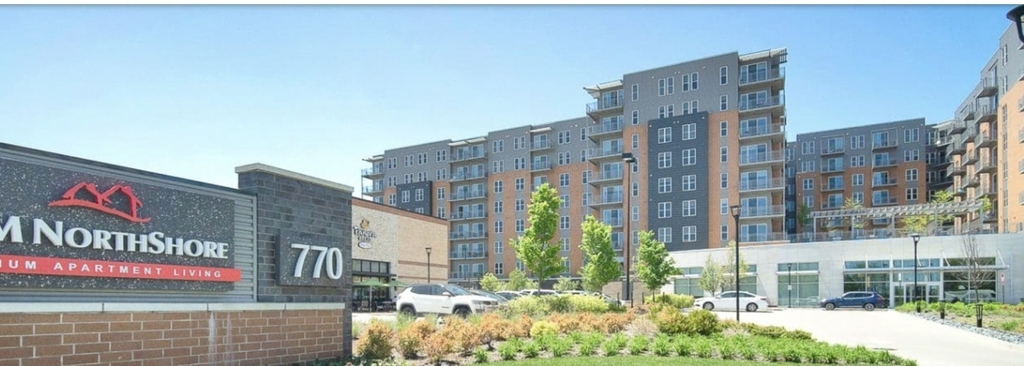 770 Skokie Boulevard - Photo 0
