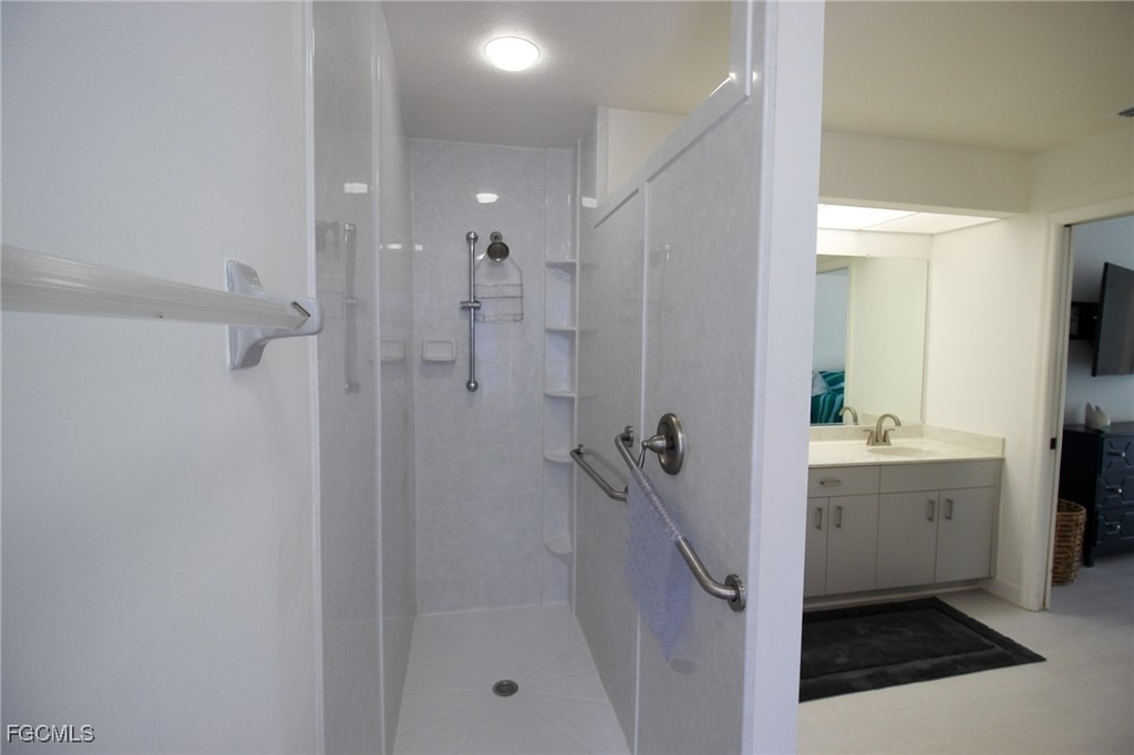 138 Se 20th Street - Photo 10
