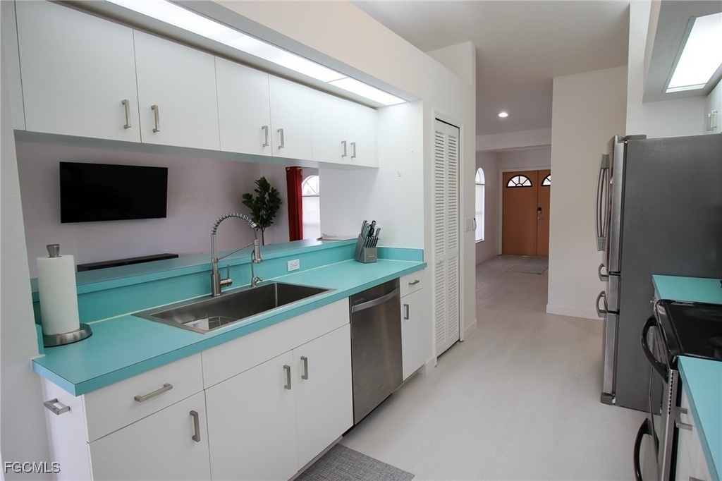 138 Se 20th Street - Photo 4