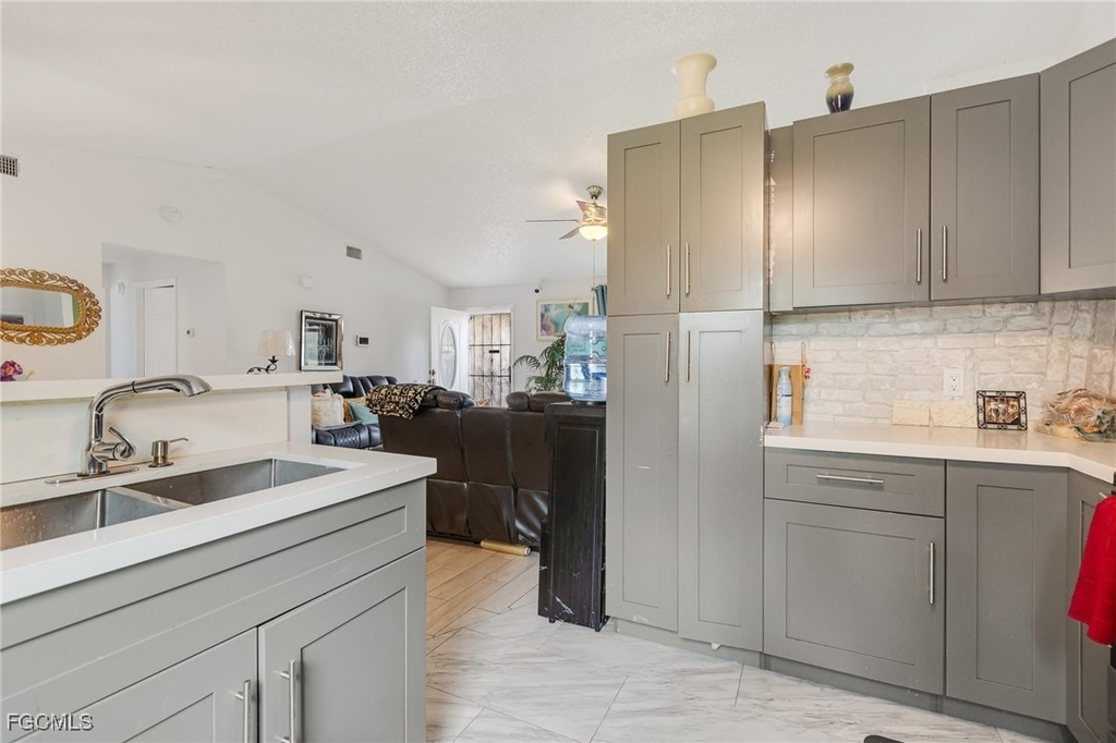 503 E 13th Street - Photo 5