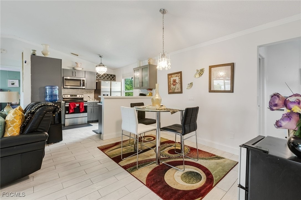 503 E 13th Street - Photo 8