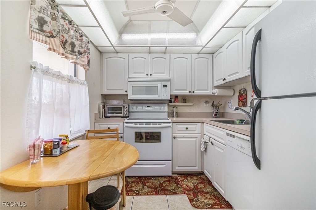 1828 Pine Valley Drive - Photo 10