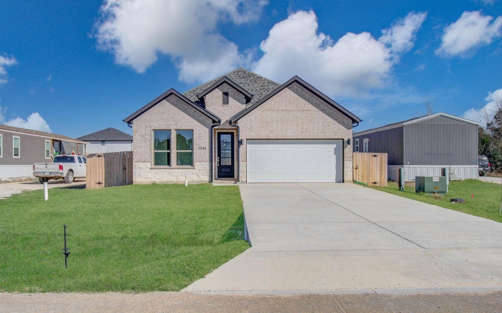 1248 Road 5802 - Photo 1