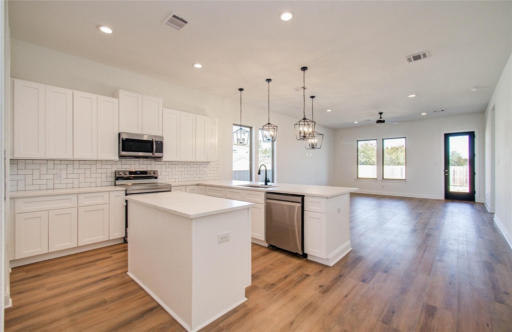 1248 Road 5802 - Photo 10