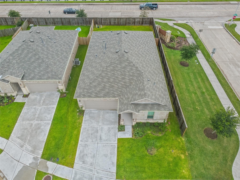 3111 Freiberger Lane - Photo 3