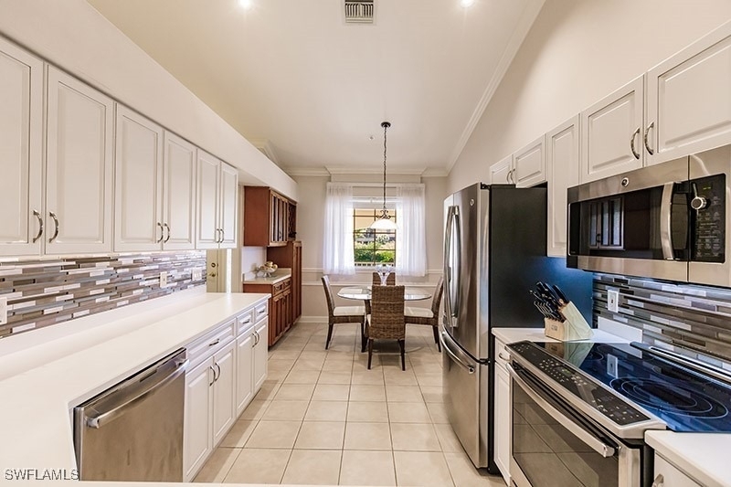 8135 Celeste Drive - Photo 15