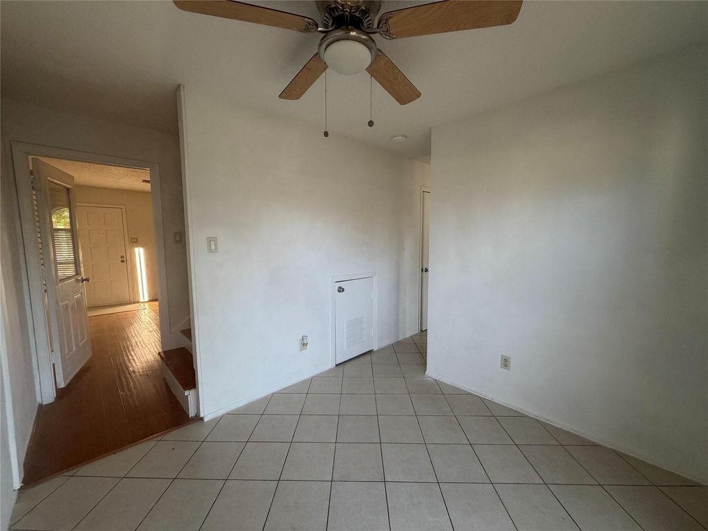 7821 Cook Road - Photo 3