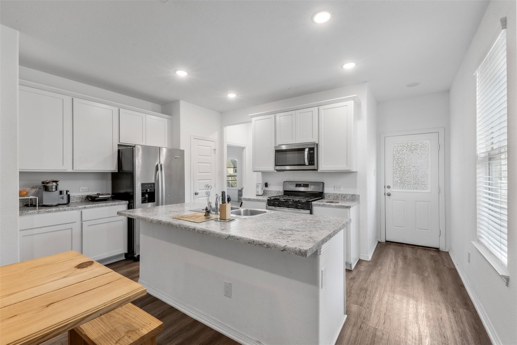 21214 George Vancouver Court - Photo 11