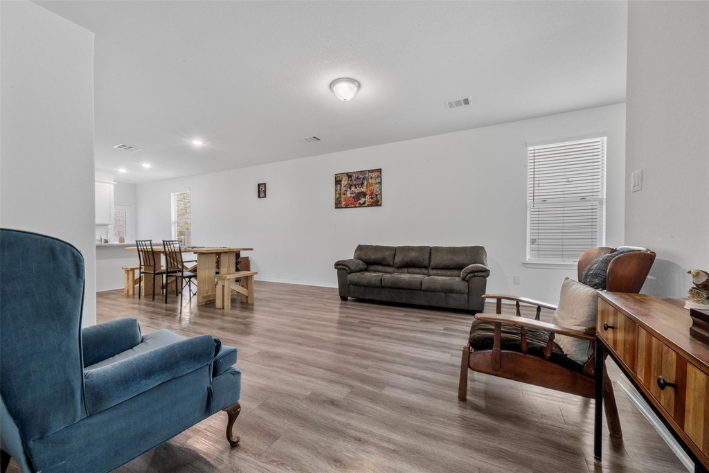 21214 George Vancouver Court - Photo 8