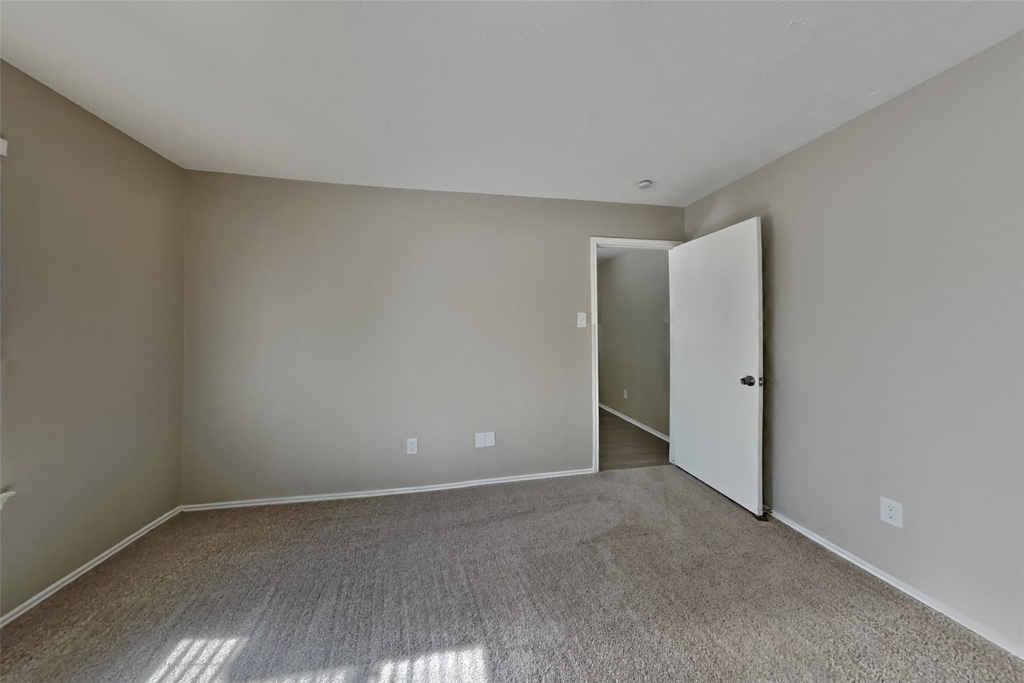 18607 Twigsworth Lane - Photo 9