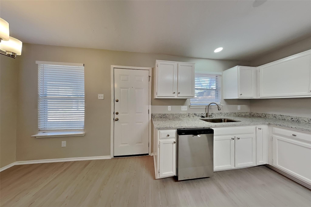 18607 Twigsworth Lane - Photo 5