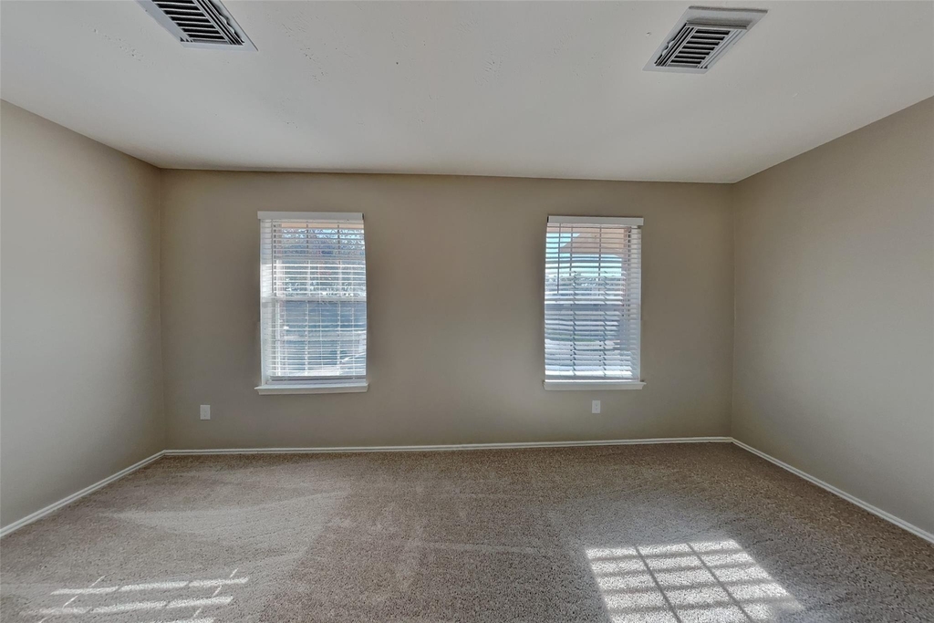 18607 Twigsworth Lane - Photo 8