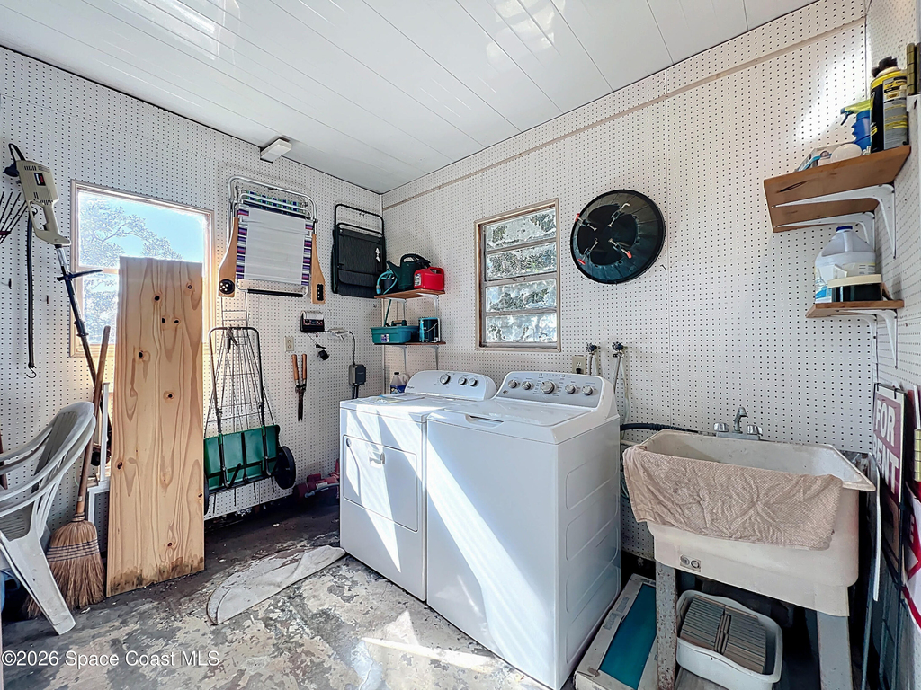 909 Sequoia Street - Photo 14