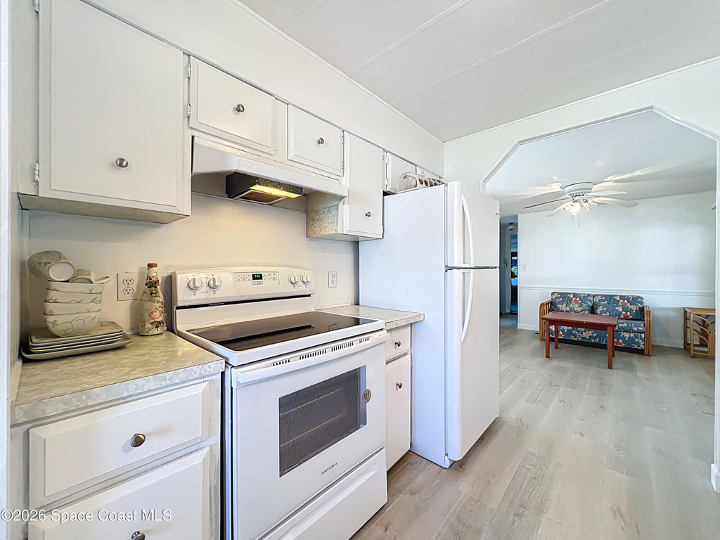 909 Sequoia Street - Photo 5