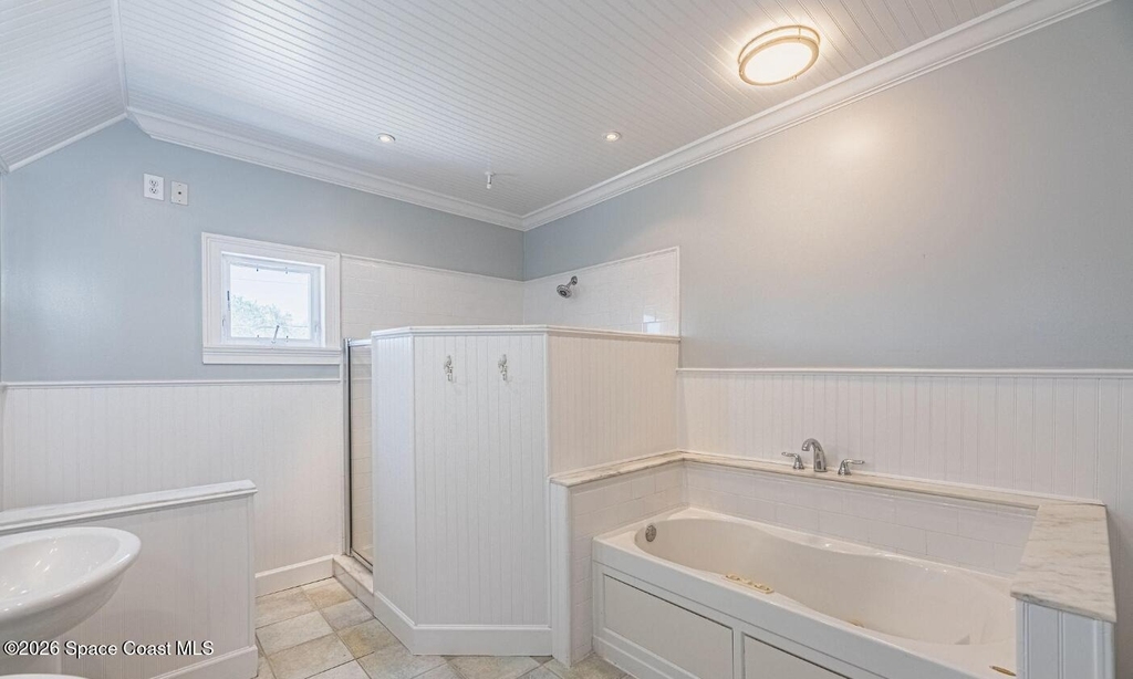 693 Law Street - Photo 9