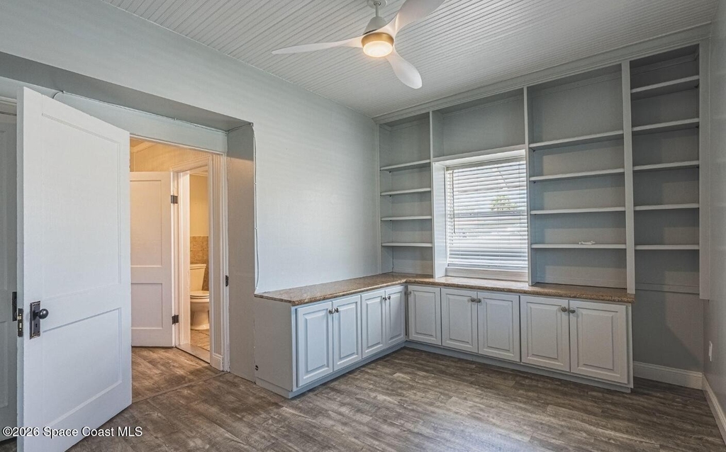 693 Law Street - Photo 5
