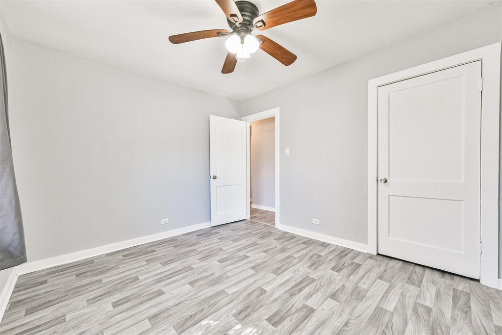 1021 Maple Street - Photo 11