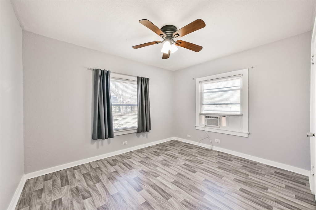 1021 Maple Street - Photo 14