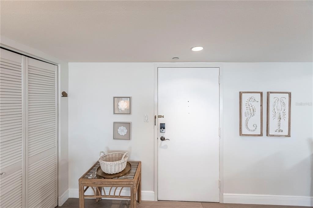 1055 W Peppertree Drive - Photo 19