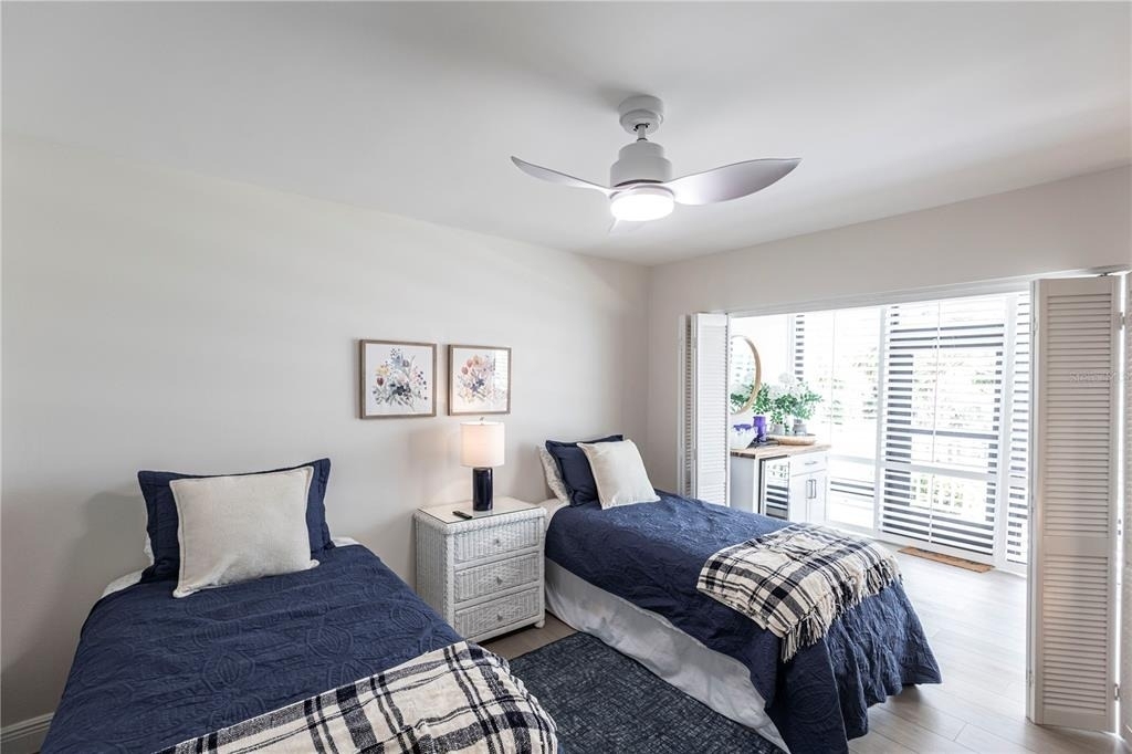 1055 W Peppertree Drive - Photo 14