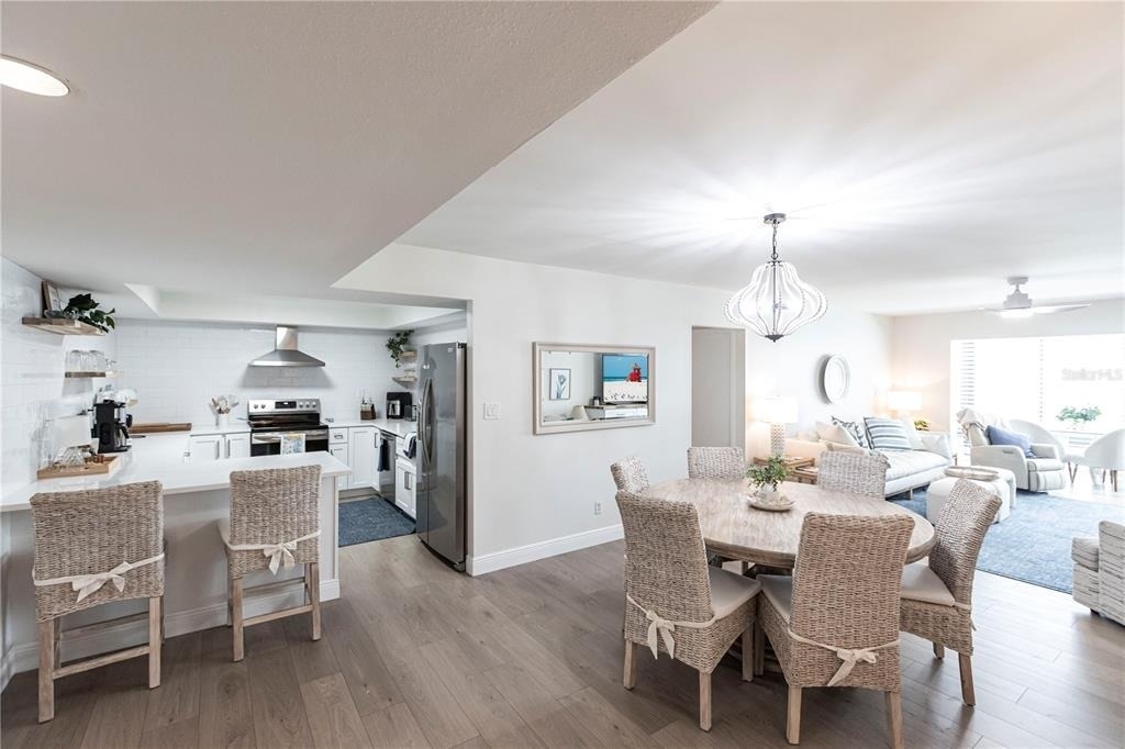 1055 W Peppertree Drive - Photo 6