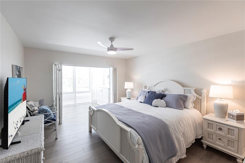 1055 W Peppertree Drive - Photo 7