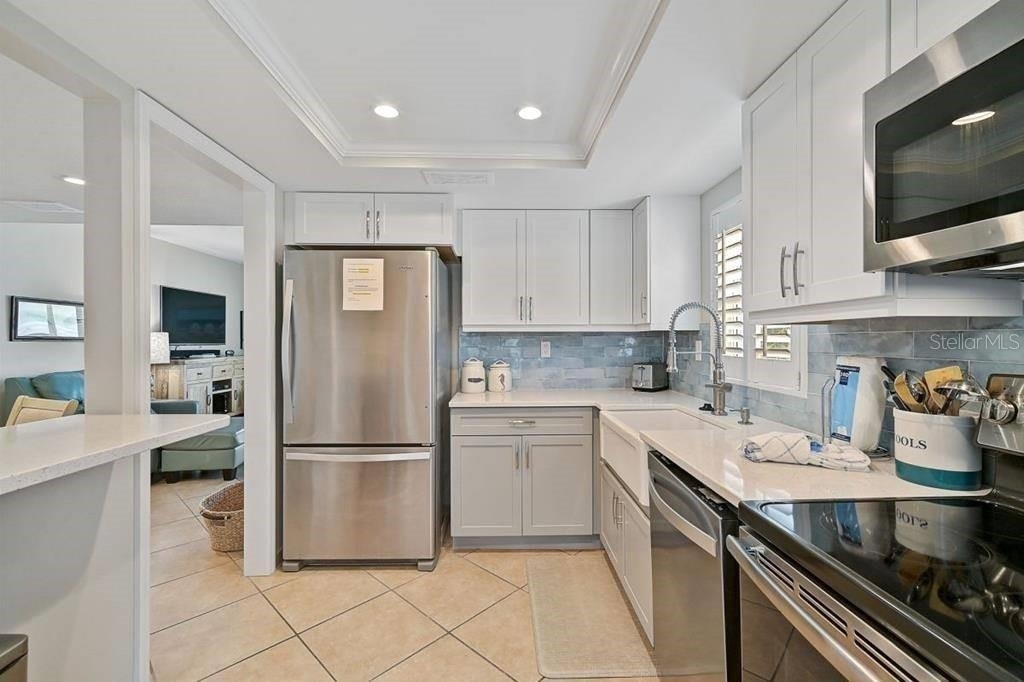 6154 Midnight Pass Road - Photo 4