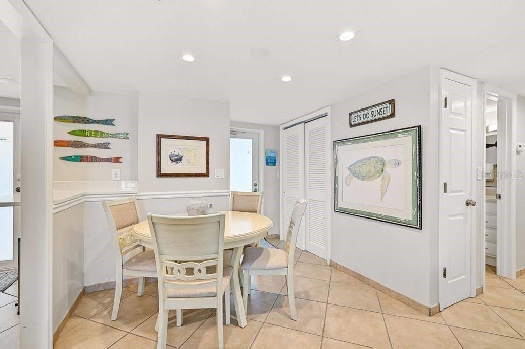 6154 Midnight Pass Road - Photo 3