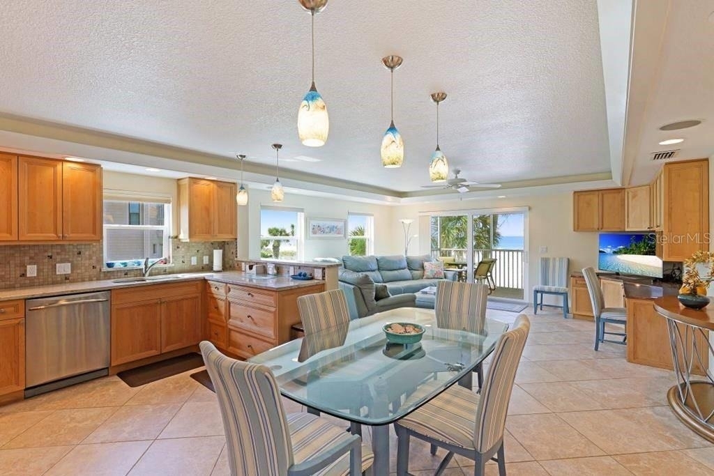 6154 Midnight Pass Road - Photo 4