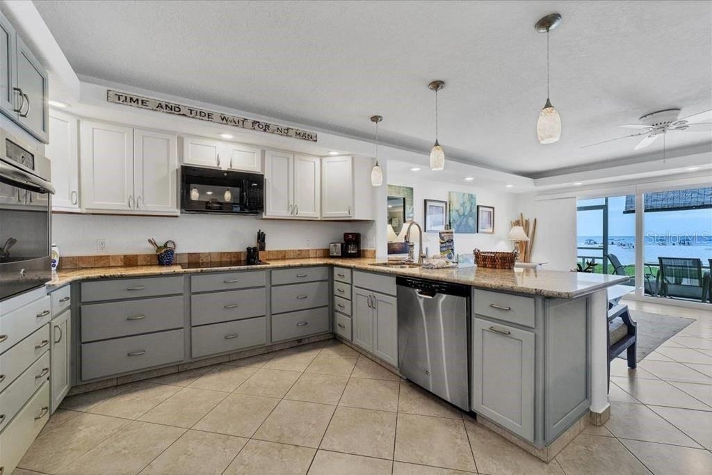 6154 Midnight Pass Road - Photo 5