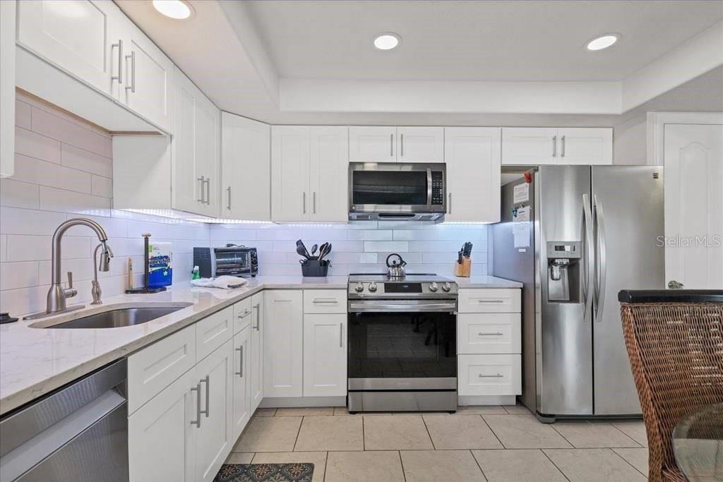 6154 Midnight Pass Road - Photo 3