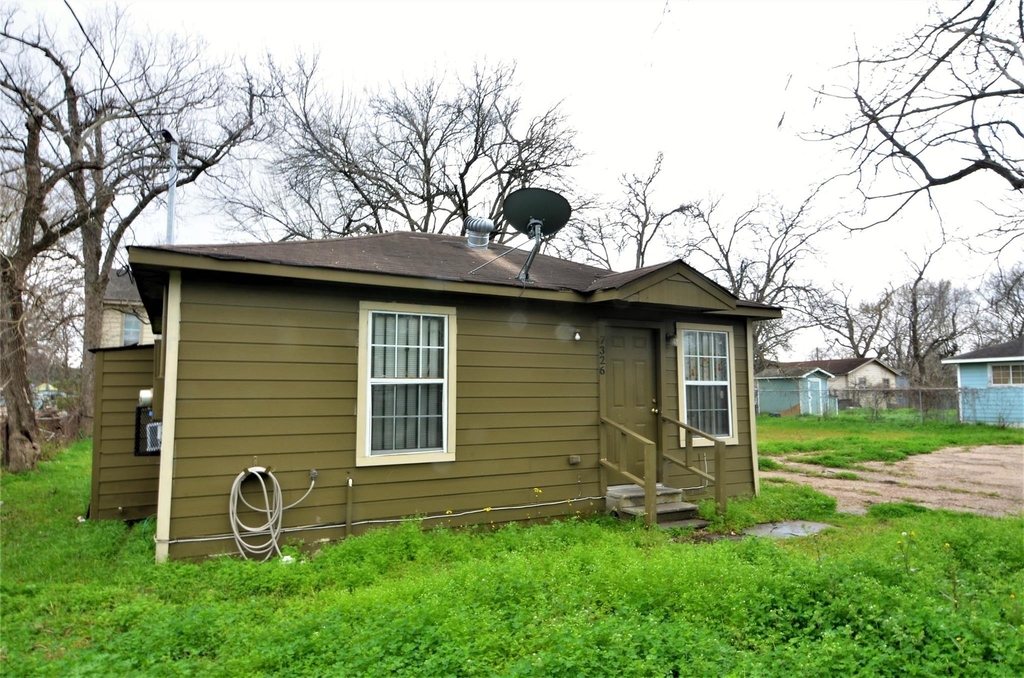 7326 Eagle Pass Street - Photo 2