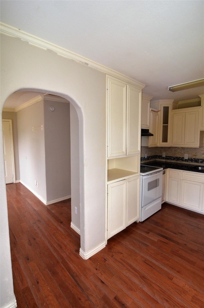 7326 Eagle Pass Street - Photo 9