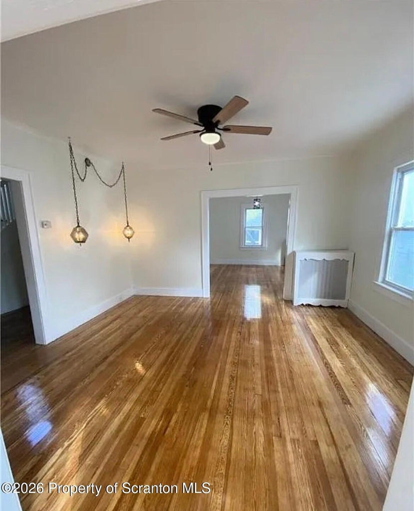 24 Stafford Avenue - Photo 2