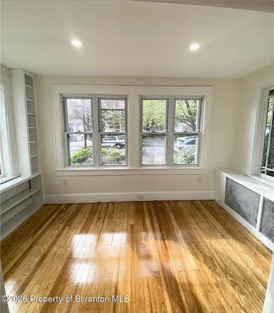 24 Stafford Avenue - Photo 4