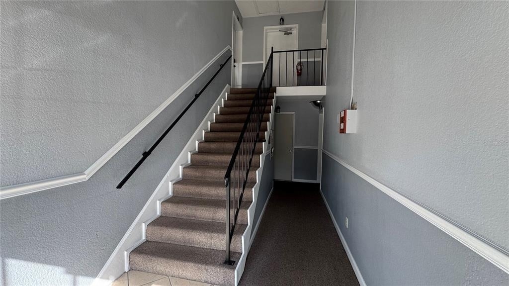 205 Lewfield Circle - Photo 2