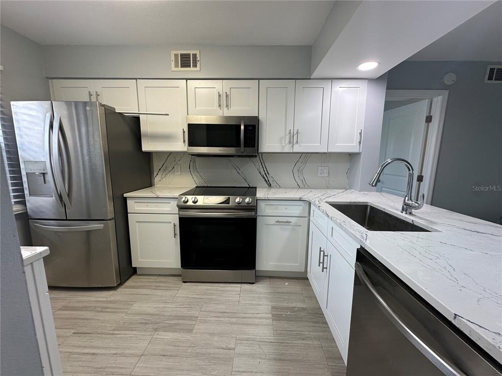 3217 Westridge Boulevard - Photo 6