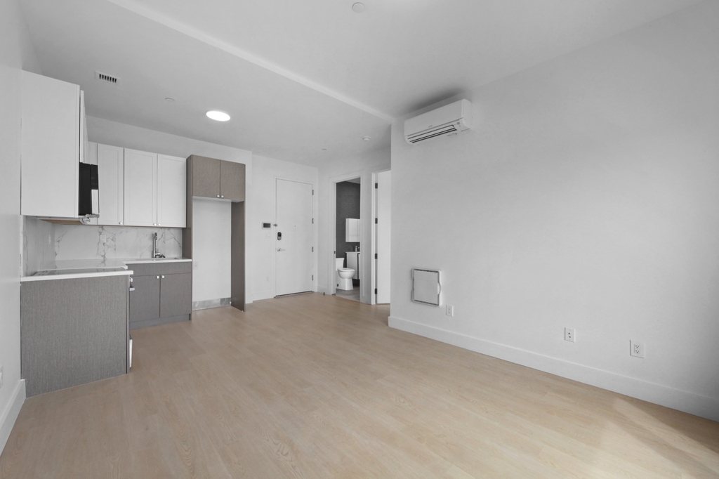 837 Maple Street - Photo 0