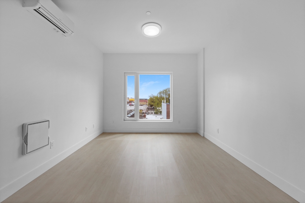 837 Maple Street - Photo 5