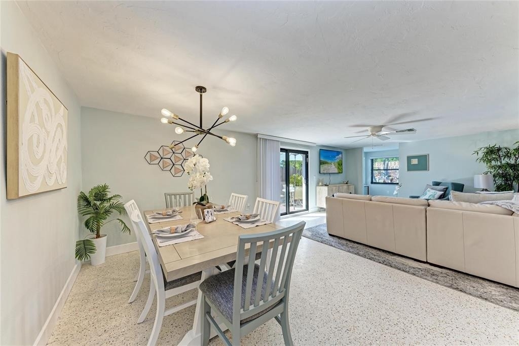 730 Fox Street - Photo 12