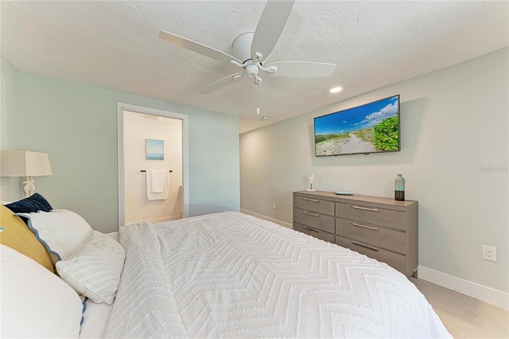 730 Fox Street - Photo 18